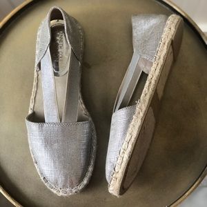 KENNETH COLE REACTION ‘HOW NOL’ ESPADRILLE FLAT.